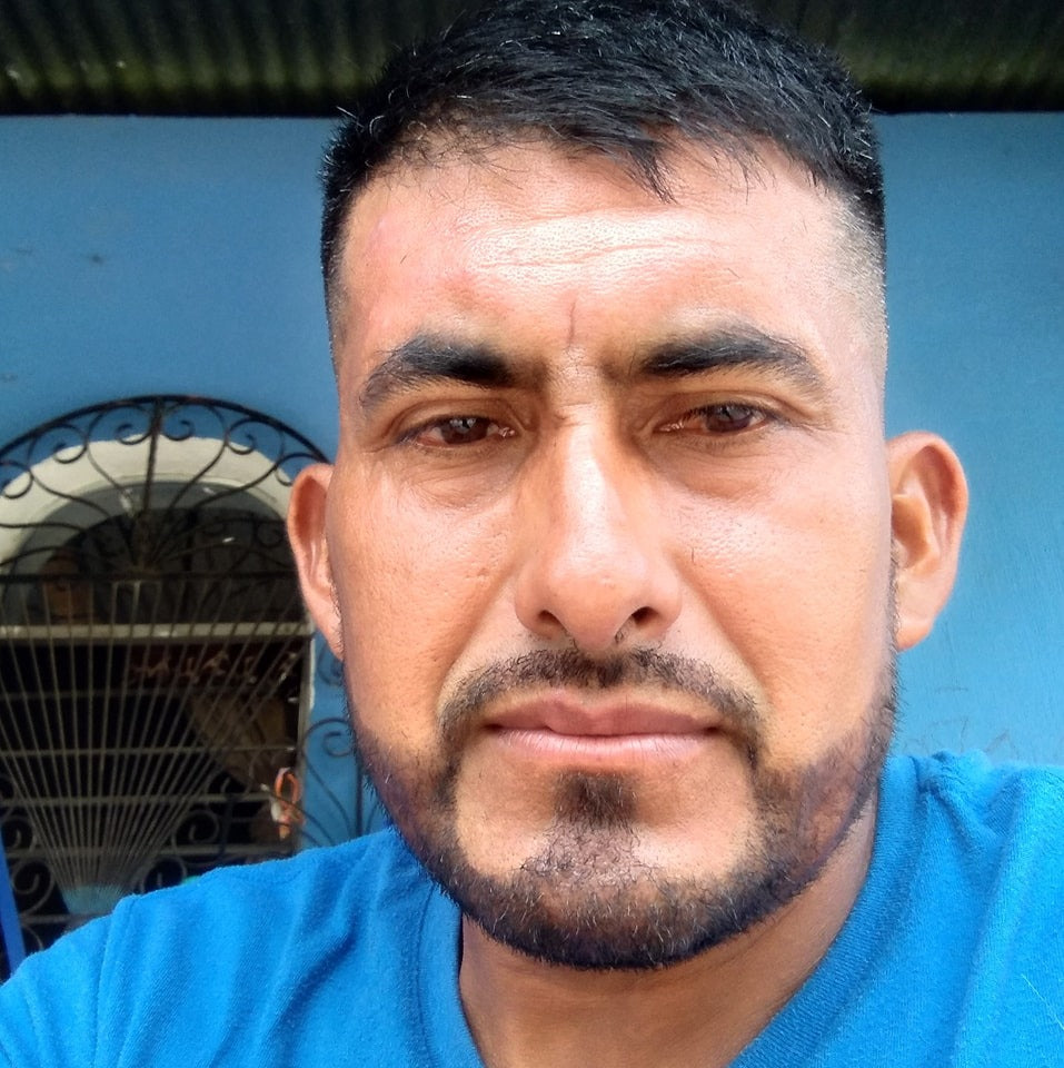 <em>Luis A.</em>